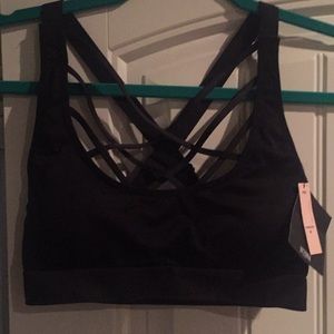 Criss-Cross Victoria Sport Bra